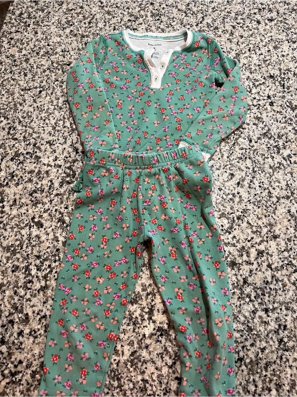 Girls Green Floral Two-Piece Pajama Set